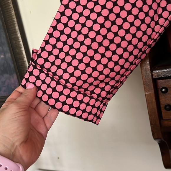 WISHFUL PARK Salmon Pink/Black Polka Dot Top W/Button Cuffs, Sz Medium, GUC. - Picture 6 of 8